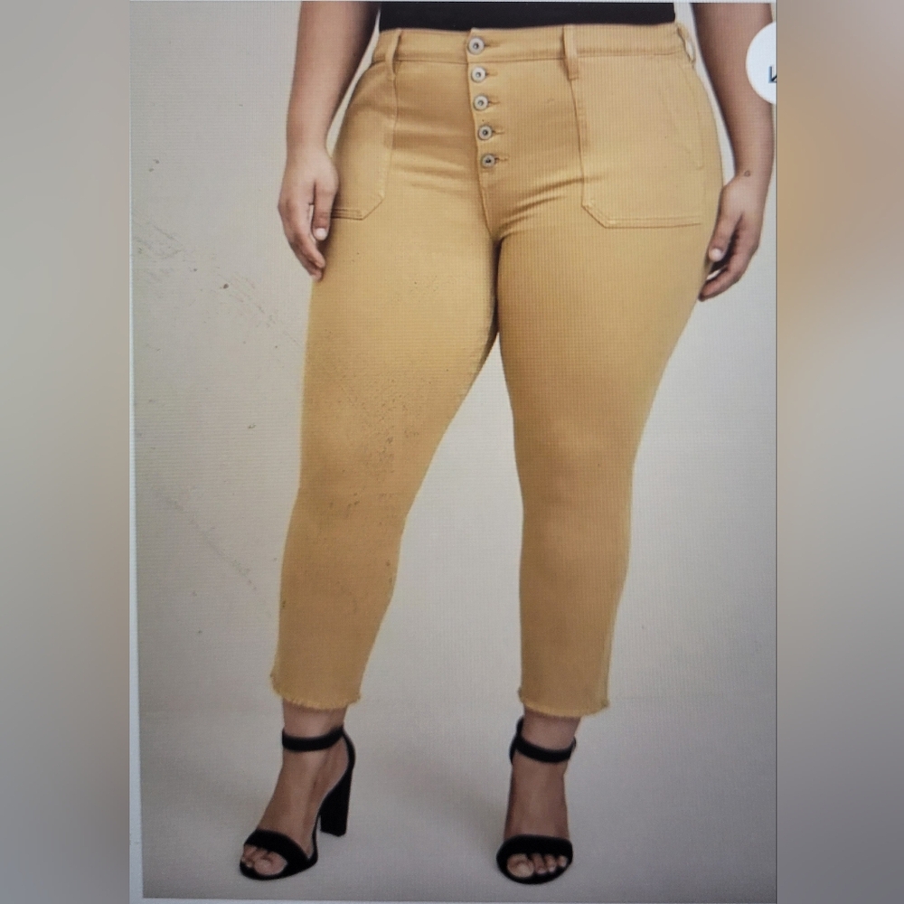 NEW Torrid Women's Jeans Stretch  Cargo size 20s